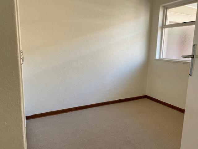 2 Bedroom Property for Sale in Sea Point Western Cape